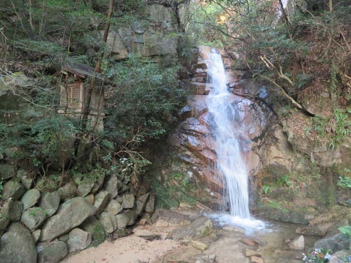 高座の滝
