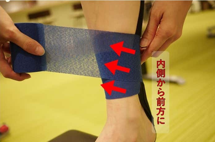 ふくらはぎ　つる　テーピング