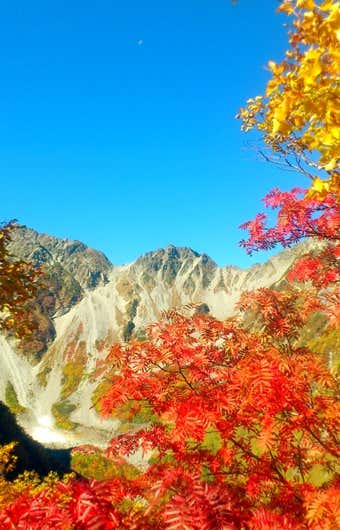 山と紅葉