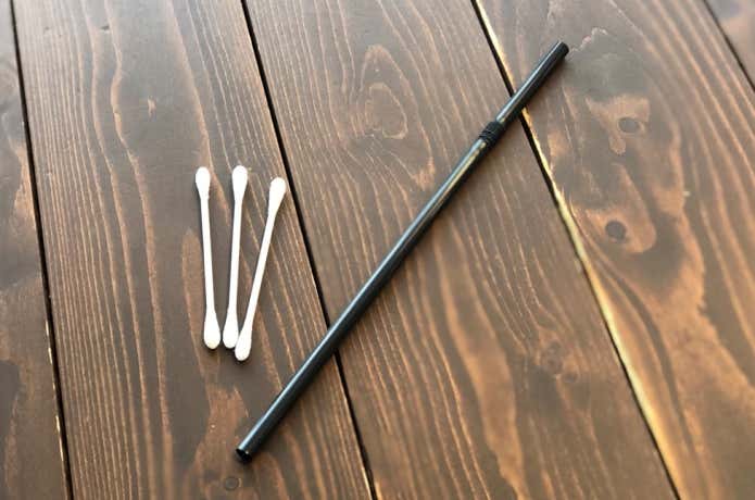 ストローと綿棒を使った呼吸筋トレーニング