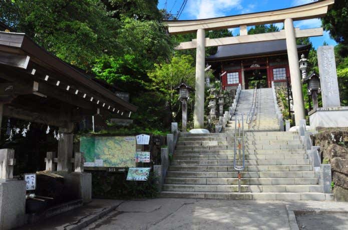 武蔵御岳神社　大鳥居