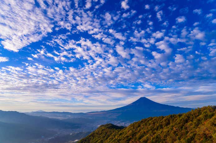 三ツ峠山の紅葉と富士山