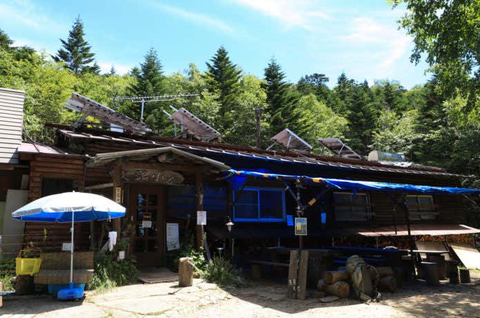 大弛小屋 山小屋