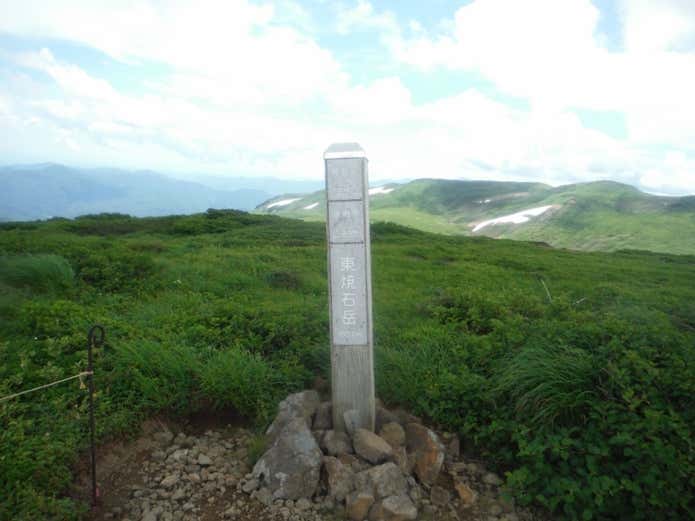 東焼石岳山頂