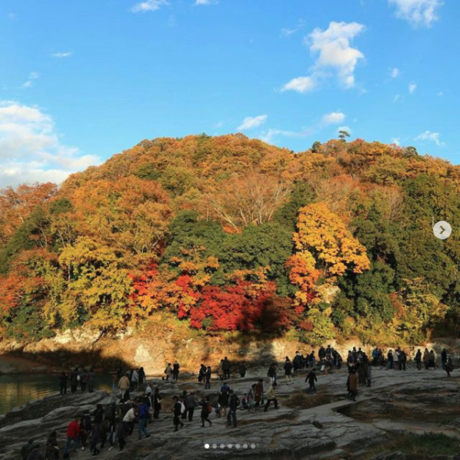 長瀞渓谷 石だたみと紅葉