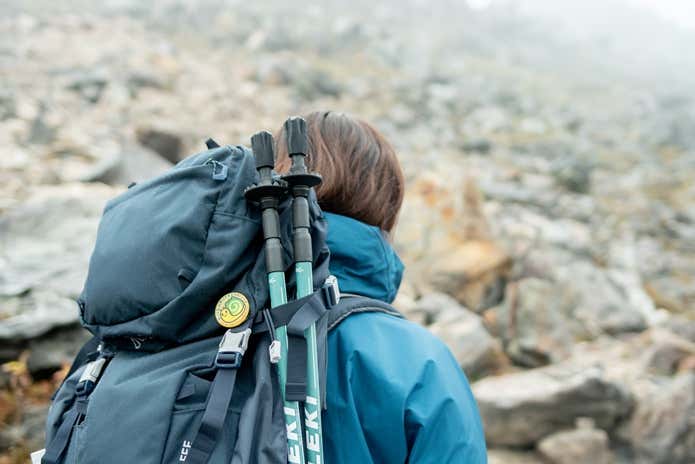 ゆっくり山マイマイバッジを付けて登山