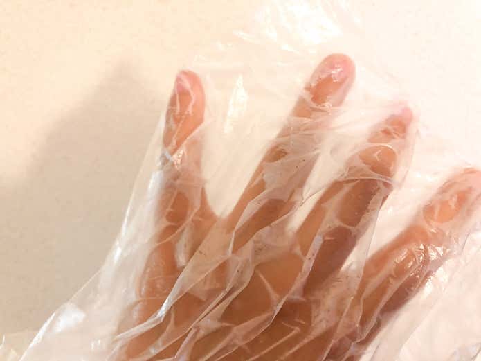 曇るビニールの内側