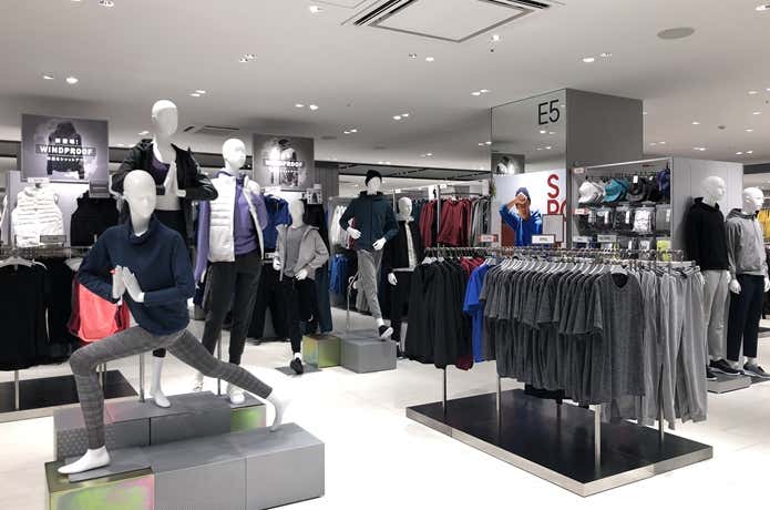 GUスポーツ売り場
