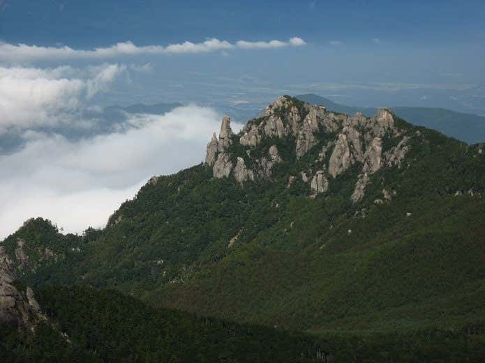 瑞牆山の山容