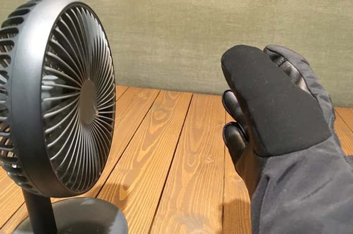 手袋　テスト中