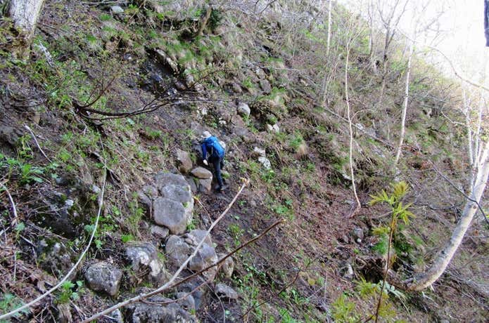 岩場のトラバース