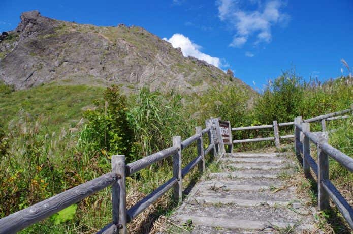 火口原展望台 階段