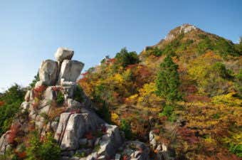 紅葉の御在所岳