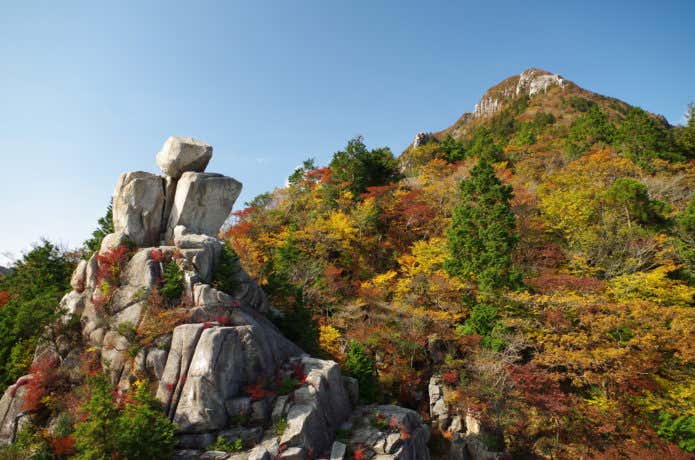 紅葉の御在所岳