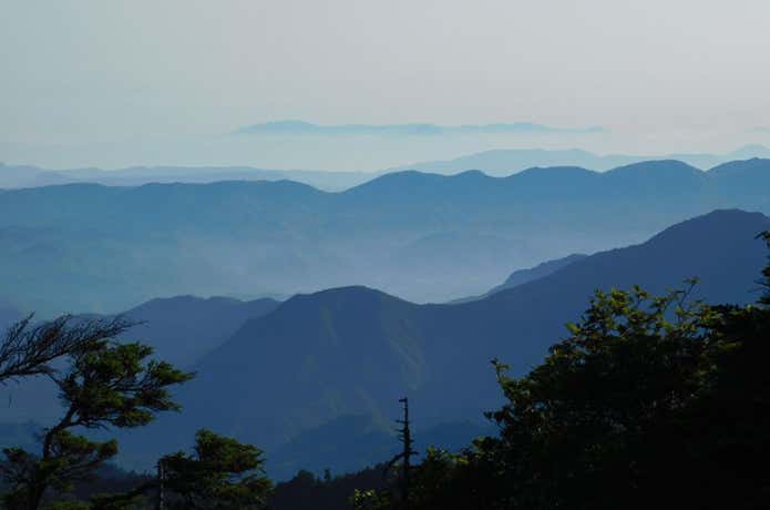 帝釈山山頂からの景色
