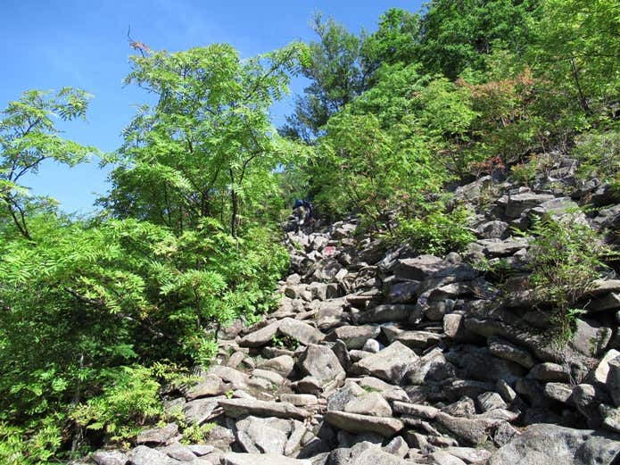 手稲山　ガレ場