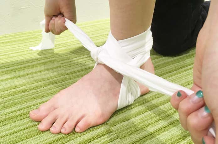 三角巾の巻き方