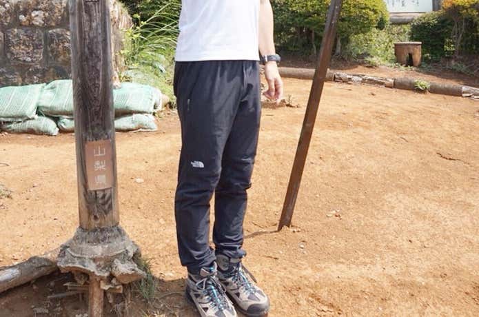 細身のパンツ
