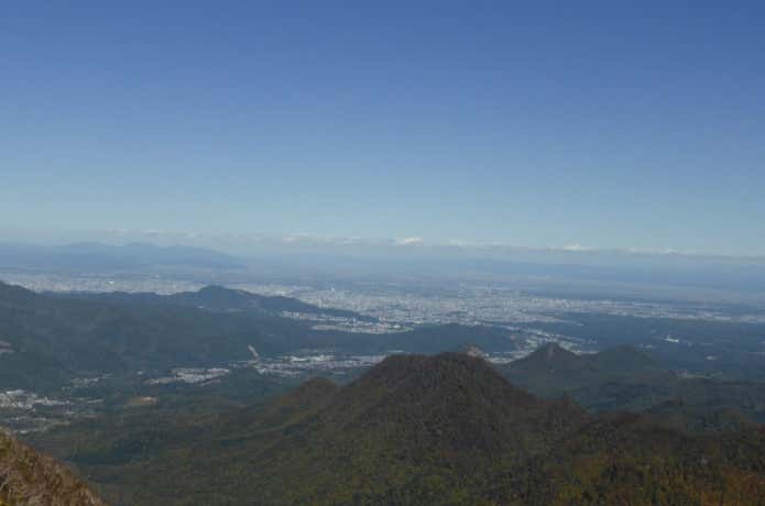 山頂から市内を一望