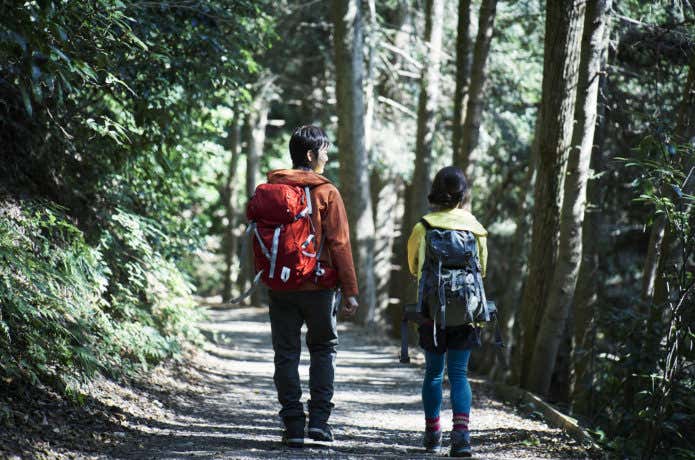 登山　股関節