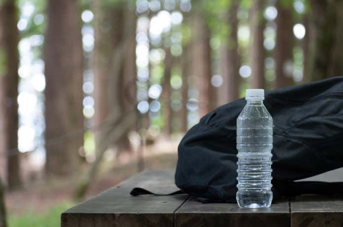 登山　ペットボトル