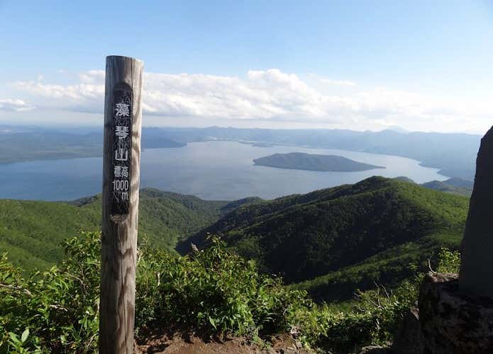 藻琴山山頂からの屈斜路湖