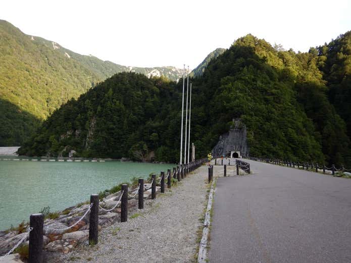 烏帽子岳　高瀬ダム