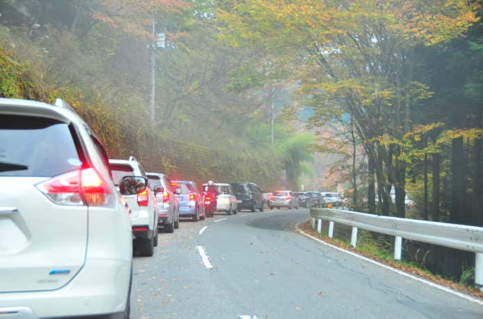 紅葉期の大渋滞
