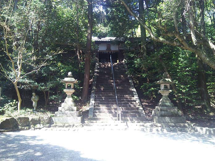 神社の石段