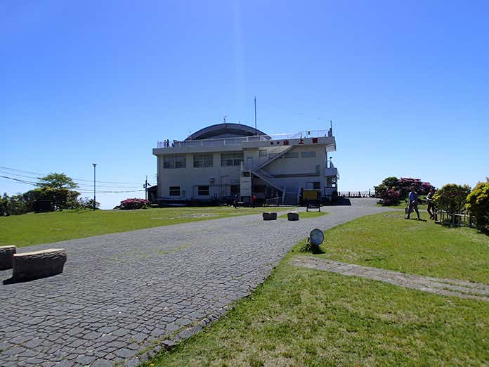 山頂広場