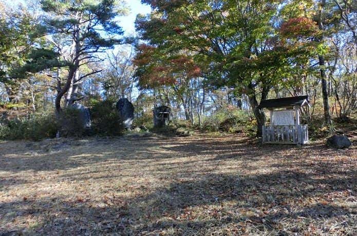 霊山城跡