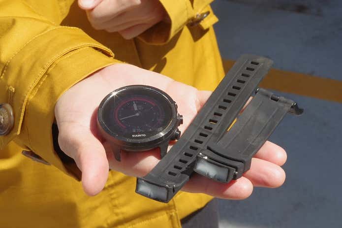 轢いた後のSUUNTO9