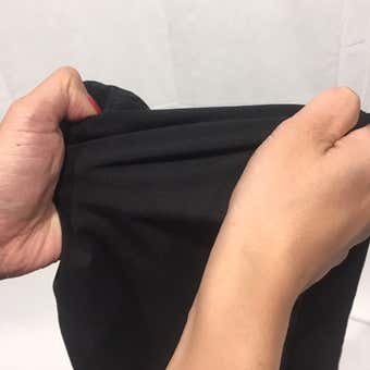 生地を伸ばしている様子