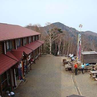 雲取山荘の外観