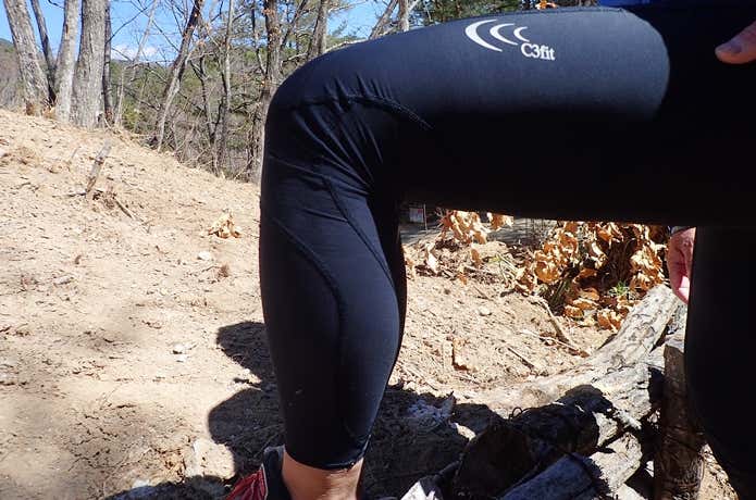 膝サポートタイツ