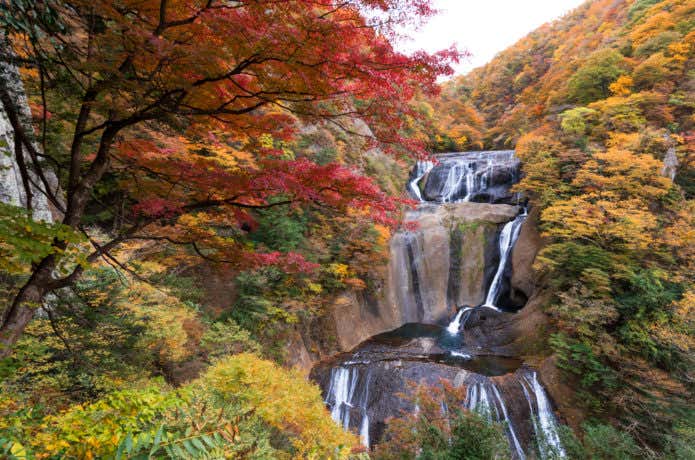 八溝山付近の袋田の滝