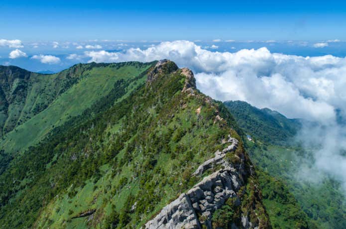石鎚山