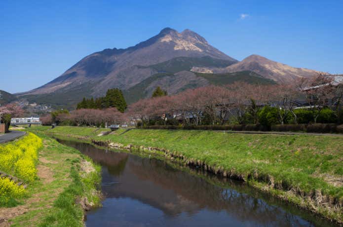 由布岳
