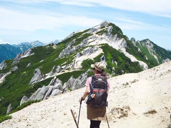 ソロ登山を楽しむ女子ハイカー　87yama50さん