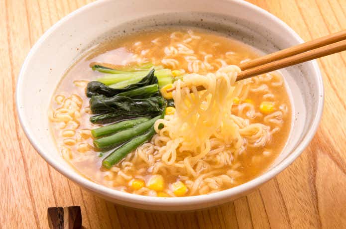 器に盛られたラーメン