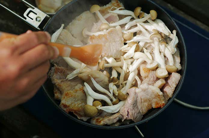 豚バラの梅しそ丼・作り方③