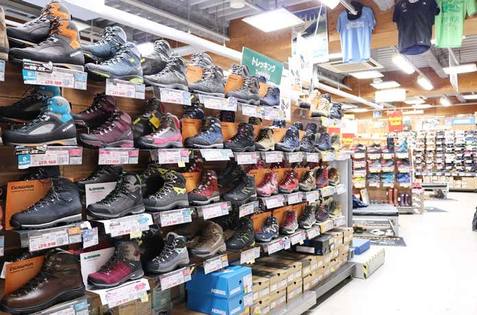 エルブレス新宿の売場