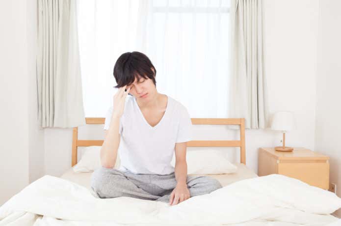 梅雨も山のことを考えている男性
