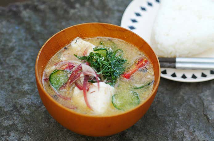 サバ缶で作る冷や汁