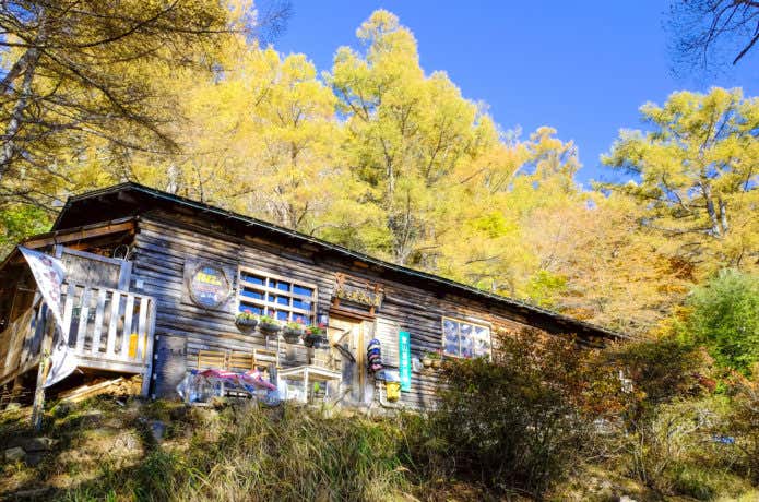 コーヒーの美味しい山小屋　富士見平小屋　外観