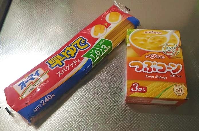 コーンポタージュパスタ　材料