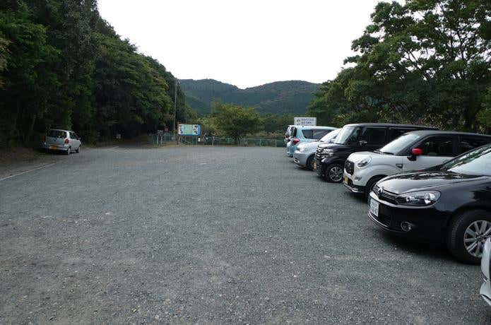葦毛湿原駐車場