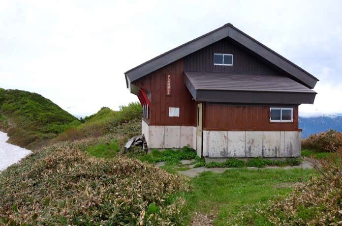 中ノ岳避難小屋