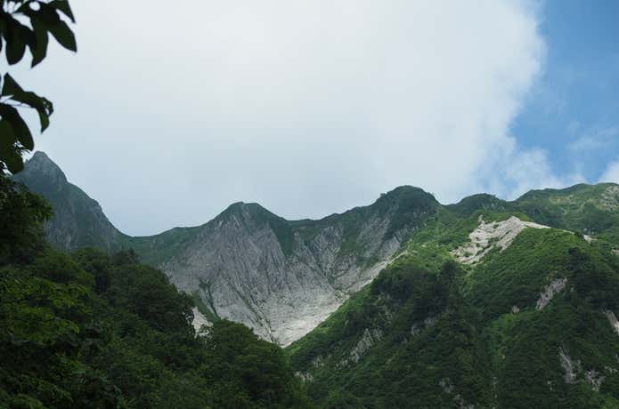 雨飾山
