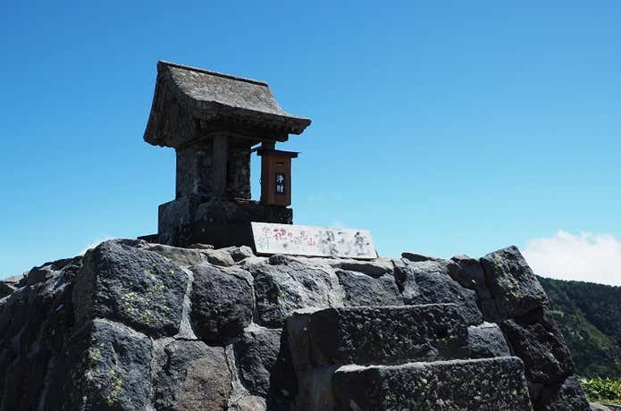 根子岳の山頂